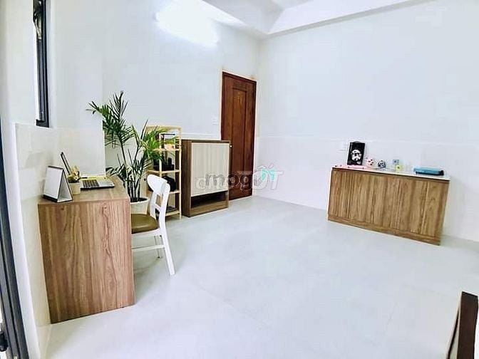 Hình ảnh Phòng cho thuê sạch đẹp,view BAN CÔNG