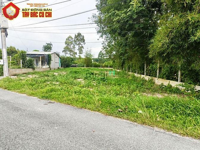 Hình ảnh Bán đất đường 762 - 673m2 - 18.6x49 - 90m2 thổ cư - xã An Nhơn Tây
