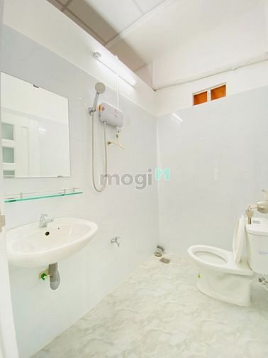 Hình ảnh Căn Hộ ban công 1 phòng ngủ riêng Q10