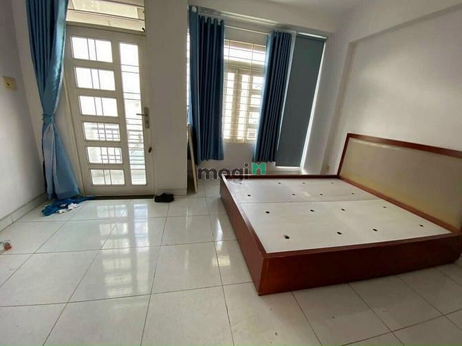 Hình ảnh Nhà Q.3 cần bán gấp-2 tỷ 5-48m2-3pn,2nvs-sổ hổng riêng