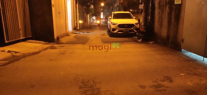Hình ảnh Đất Nam Từ Liêm, 40m2, ô tô, không 1 lỗi nhỏ, 2 thoáng