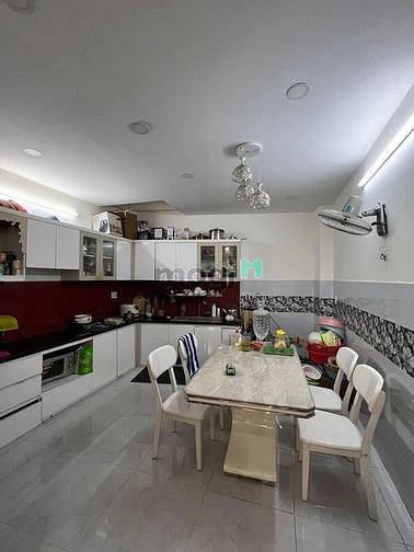 Hình ảnh GẤP!! Ngay Chợ Đ. Xóm Chiếu - Quận 4. Giá: 2 tỷ 2. DT: 44m2. SHR.