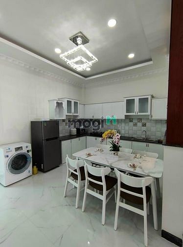 Hình ảnh Nhà SỔ SẠCH Đ.Hoàng Diệu Q4; Gía 2,3 tỷ; 45M2/SHR
