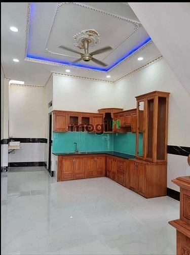 Hình ảnh Nhà đẹ gần chợ cần bán - Đ.Cách Mạng Tháng8 - Q.10 - 39m2 - 2tỷ - SHR