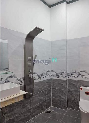 Hình ảnh Nhà đẹ gần chợ cần bán - Đ.Cách Mạng Tháng8 - Q.10 - 39m2 - 2tỷ - SHR