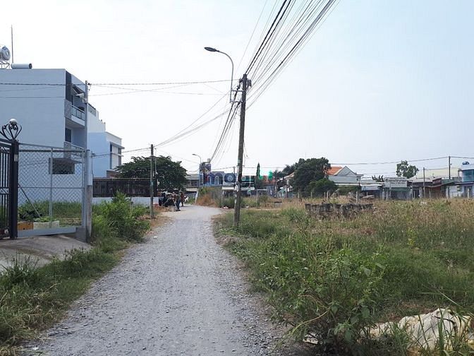 Hình ảnh Đất hẻm ấp 5 Mỹ Yên, Bến Lức 100m2 đường đan, sổ hiển thị đường 830tr