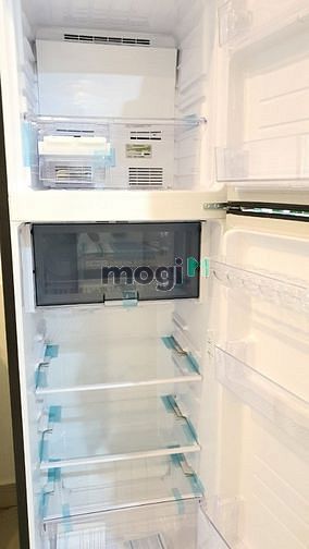 Hình ảnh Sở hữu ngay phòng thoáng mát - có cửa sổ - sân sau- giếng trời