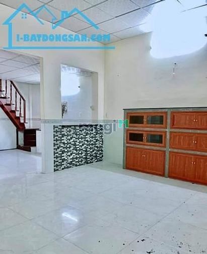 Hình ảnh Bán nhà phố ngang 5.5M Tân Phú 47M2, chỉ 4 tỷ