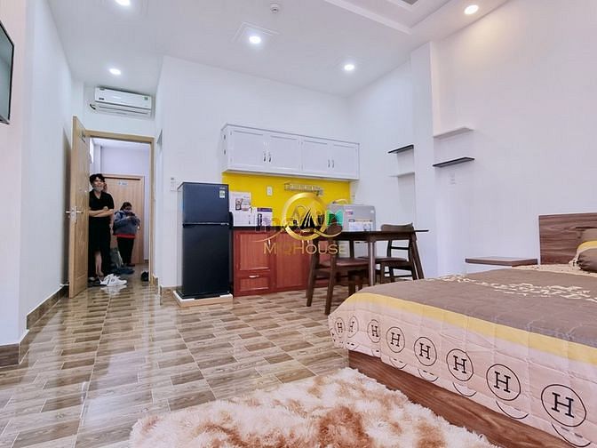 Hình ảnh Hình Thật-Giá đúng CHDV có Bancol đẹp Cô Giang Q.1
