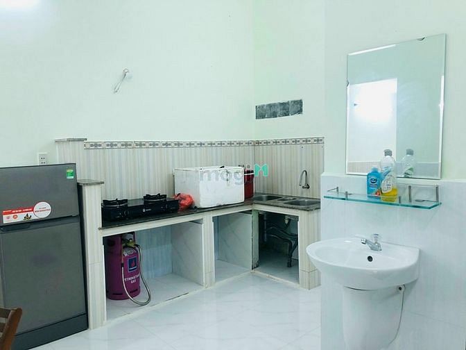Hình ảnh Nhà mê lững đúc kiệt ô tô Nguyễn Đình Tứ