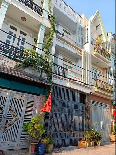 Hình ảnh BÁN LỖ Nhà Trần Hưng Đạo Quận 5 SHR Hẻm 7m