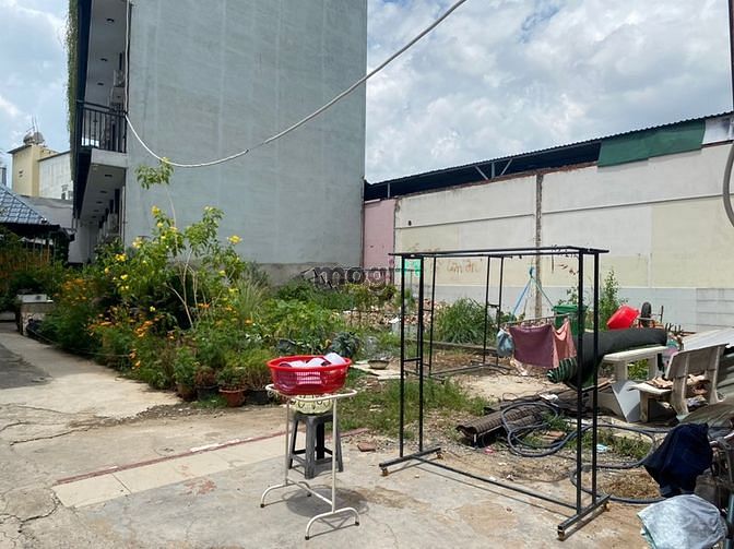 Hình ảnh Bán đất . hxh. 150m2. nguyển tuyển . Q2