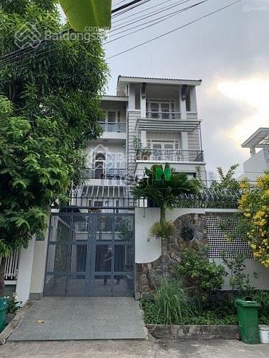 Hình ảnh CHỊ 2 VỀ QUÊ bán căn Xuân Thủy, Tp Thủ Đức 3PN 2ty550