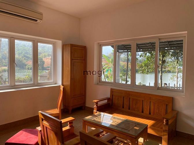 Hình ảnh Bán biệt thự 3 mặt tiền, view hồ Yên Bài - Đầy đủ nội thất
