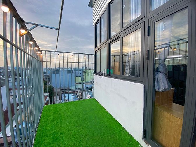Hình ảnh CHDV full nội thất dạng duplex có balcon riêng ngay Nguyễn Văn Khối