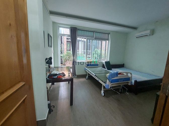 Hình ảnh Bán Nhà gần MẶT TIỀN Cao Thắng QUẬN 3
