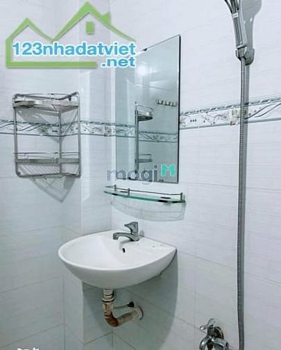Hình ảnh -Bán gấp nhà đường Tây Thạnh, Tây Thạnh,Q.Tân Phú DTSD 95m2 Giá 3tỷ800