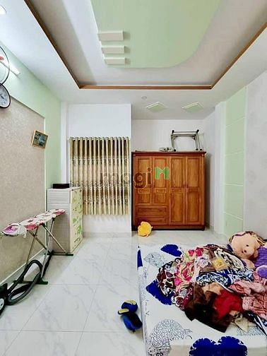 Hình ảnh Nhà đẹp ngay chợ Tân Bình, Lạc Long Quân - Tân Bình. Giá 2 tỷ 2 - 42m2