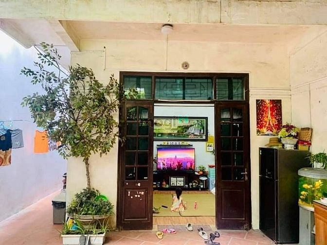 Hình ảnh Bán đất vàng Lạc Long Quân 3 ô tô tránh, 180m2, mt 5.6m, 22 tỷ