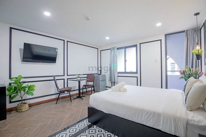 Hình ảnh Căn Hộ nhiều phòng mới tinh mặt tiền quận 1