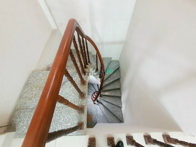 Hình ảnh Cho thuê nhà Xã Đàn 5 tầng 3 phòng ngủ, đầy đủ nội thất