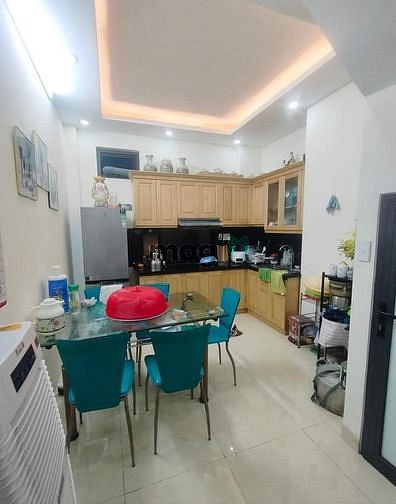 Hình ảnh Bán Nhà phố Dịch Vọng 30m2, 5 tầng