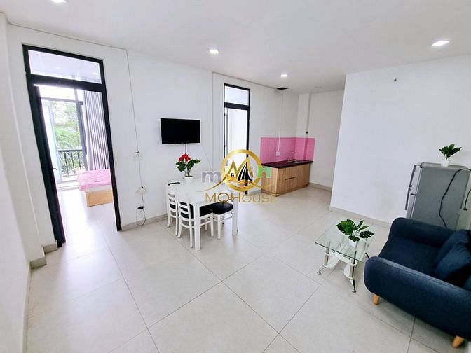 Hình ảnh CHDV Full nội thất 2 phòng ngủ 2 Bancony siêu thoáng quận 10