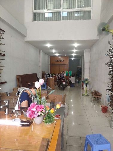 Hình ảnh Nhà mặt tiền Tô Hiến Thành quận 10 (đoạn đẹp nhất)