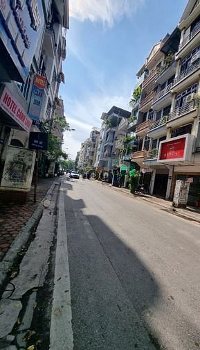 Hình ảnh Bán Đất siêu hiếm ở Phạm Thân duật Phân lô, 48m2, oto đỗ cửa, sổ vuông