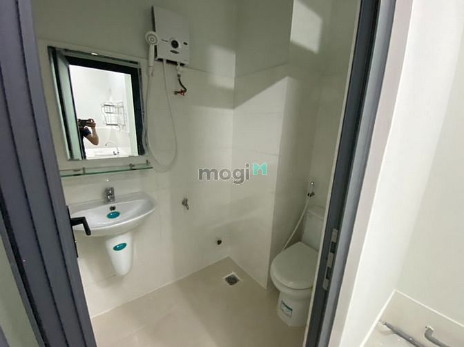 Hình ảnh Cho thuê chdv mới 100% full nội thất_ban công lớn_Tân Bình