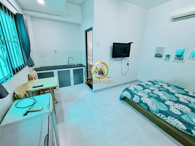 Hình ảnh Căn Hộ Full nội thất cửa sổ lớn CMT8 Q3