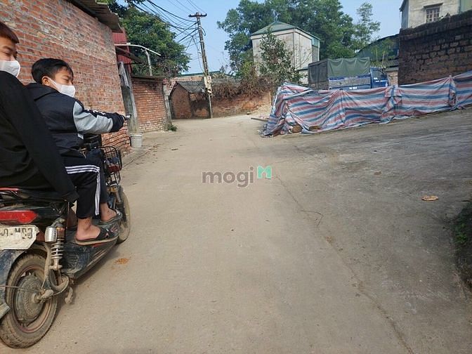 Hình ảnh Cần tiền bán gấp lô đất tại Bình Yên,79m2,full thổ cư,chỉ 860 triệu