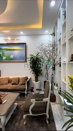 Hình ảnh Nhà ngõ nông cách phố Kim mã 20 m ...