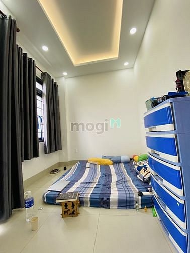 Hình ảnh Tên Lửa Bình Tân 43m 5 tầng ôtô đổ cửa chỉ nhỉnh 4 tỷ .
