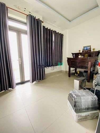 Hình ảnh Tên Lửa Bình Tân 43m 5 tầng ôtô đổ cửa chỉ nhỉnh 4 tỷ .