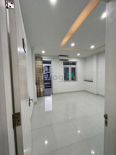 Hình ảnh Nhà Mặt Tiền đường Đinh Bộ Lĩnh: 4x18m: Trệt 3 Lầu Full Máy Lạnh