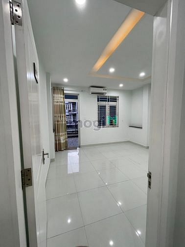 Hình ảnh Nhà Mặt Tiền đường Đinh Bộ Lĩnh: 4x18m: Trệt 3 Lầu Full Máy Lạnh