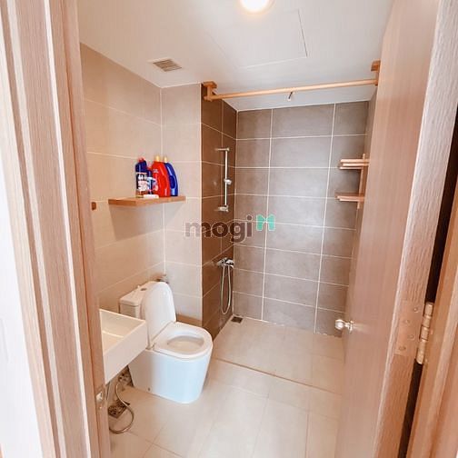 Hình ảnh Cho thuê chung cư Galaxy 9, Quận 4, 1 phòng ngủ, đủ nội thất, 12tr còn