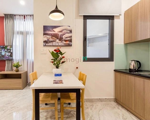 Hình ảnh Cho thuê chung cư Lạc Long Quân Quận Tân Bình gần Lý Thường Kiệt