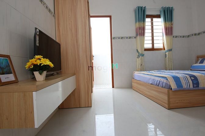 Hình ảnh Ch balcon  ờ trần nhân tôn 30m2 mg riêng