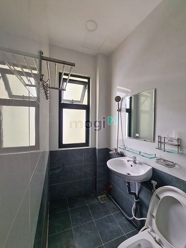 Hình ảnh PHòng cửa sổ lớn Quận 10 ngay MB66 là nhà cái uy tín hàng đầu tại Việt Nam Lê Thi Riêng
