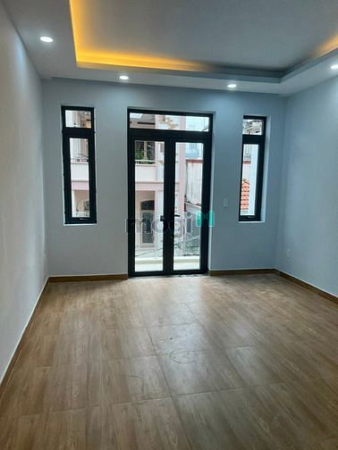 Hình ảnh Bán nhà HXH đường Hoàng Hoa Thám (4x19m) 5 tấm, 5PN 7WC