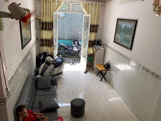 Hình ảnh 30m2 SHR 2 Tầng, Hẻm 3,5m Sát Mặt Tiền, -Lê Thị Riêng Q12