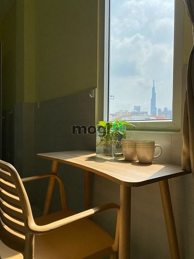 Hình ảnh CHDV có BAN CÔNG, GIÁ hạt dẻ - Ngay sát BẾN XE MIỀN ĐÔNG