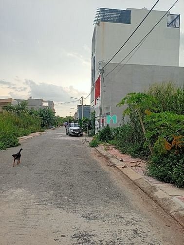 Hình ảnh Đất nền Võ Văn Hát, Long Trường, Q9. Ngay khu DC Long Trường, dưới 4ty