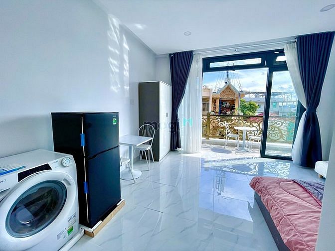 Hình ảnh Căn Hộ Full Nội Thất Ban Công Gần Sân Golf Tân Sơn