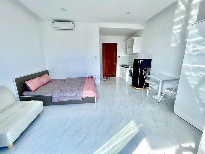 Hình ảnh Căn Hộ Full Nội Thất Ban Công Gần Sân Golf Tân Sơn