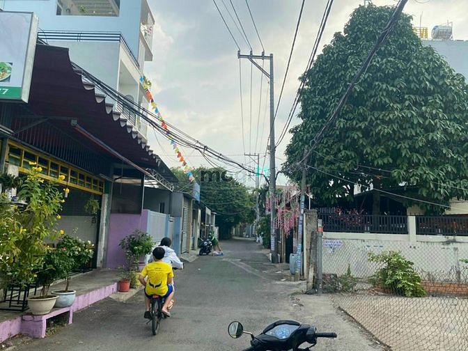 Hình ảnh Bán Đất Q2 Bình Trưng Tây dt 88.9m Giá 6.1 tỷ