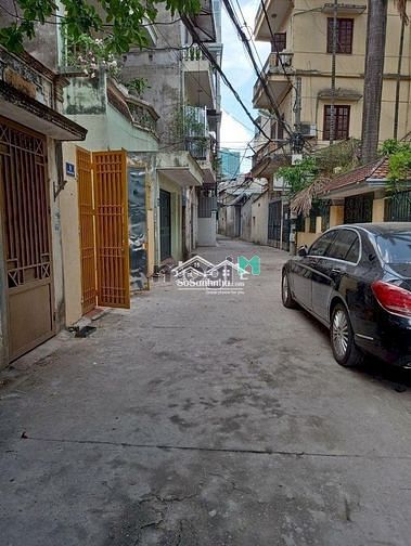Hình ảnh Cho thuê nhà Phạm Văn Đồng, 80m làm Văn Phòng + Kho