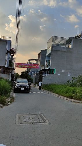 Hình ảnh Lô ĐẤT nền sạch đẹp 52m2 Full Thổ cư. Đường 58 Võ Văn Hát, Quận 9